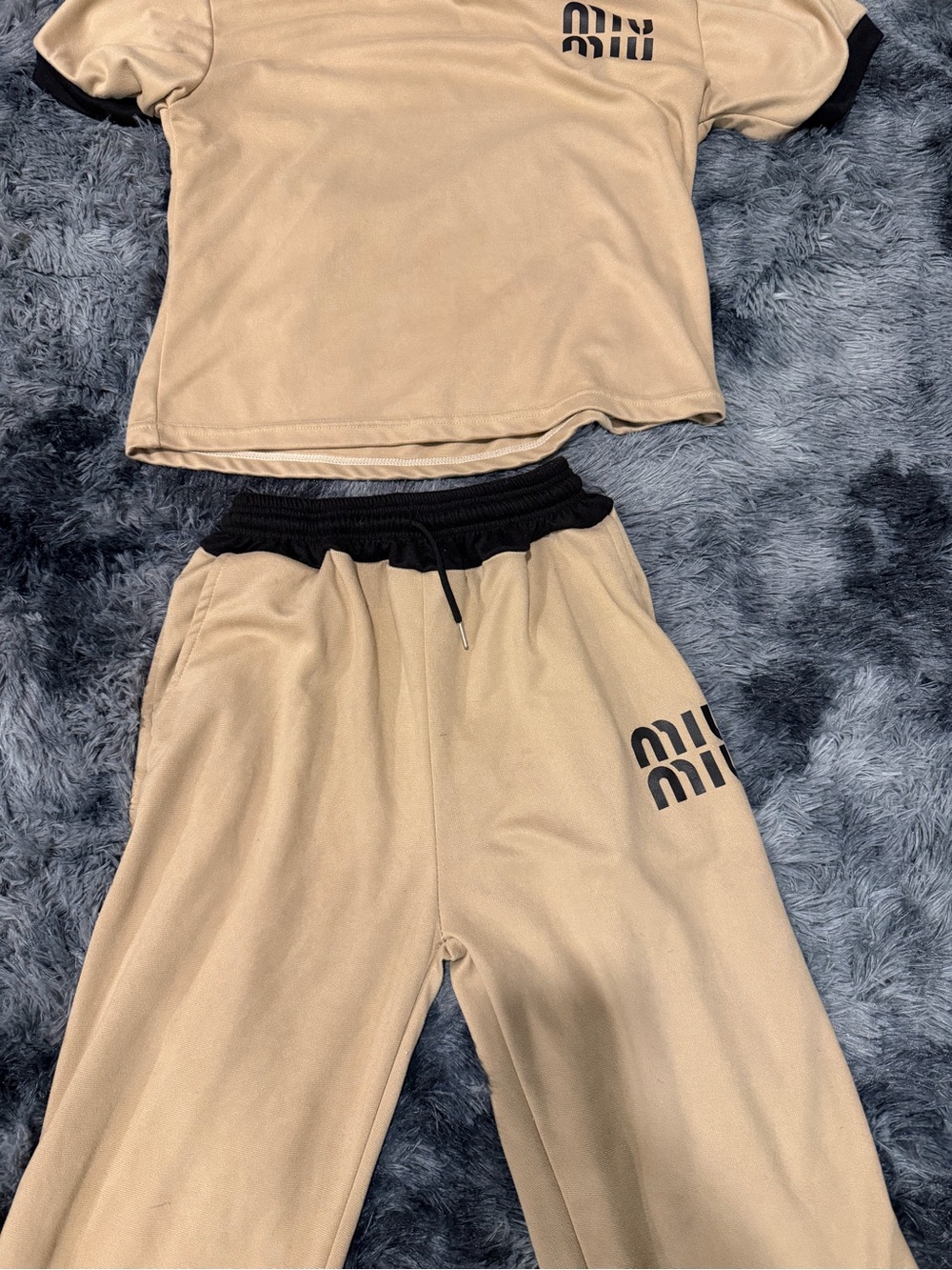 Tan Matching Ser - Picture 3 of 3